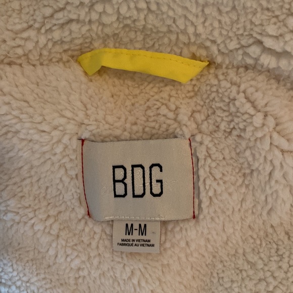 BDG Urban Outfitters Yellow Puffer - Picture 5 of 7